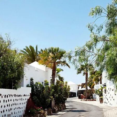 Vakantiehuis Holiday Villas Kamezi Playa Blanca Ace03034 Oyd